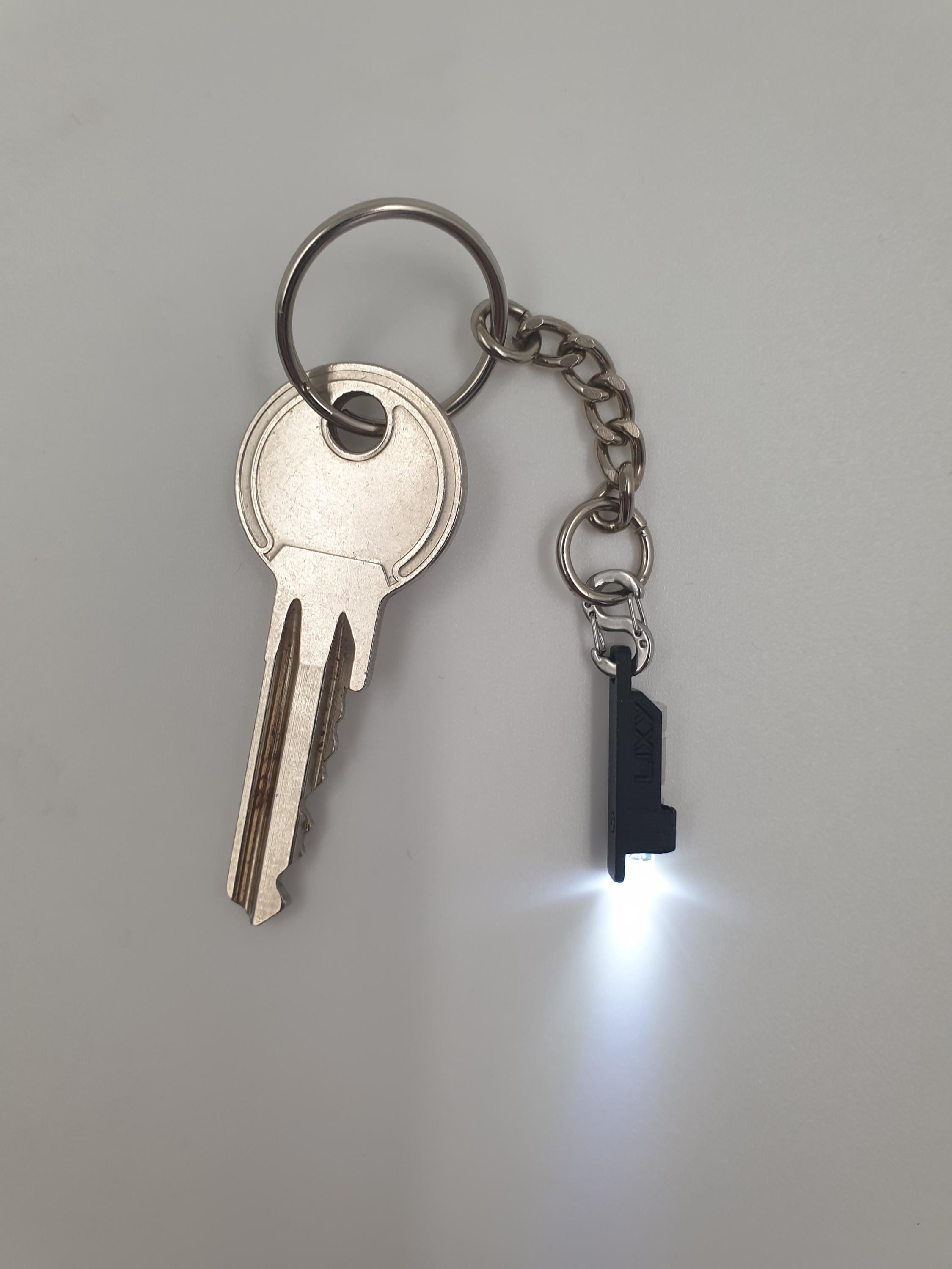 LIXY NANO World's smallest Micro Nano keychain flashlight