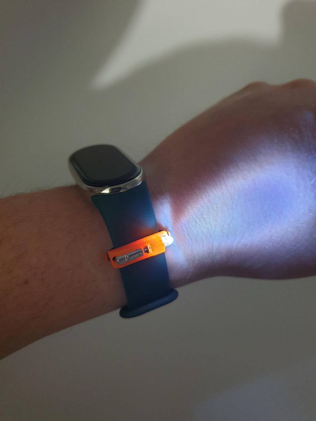 LIXY NANO World Smallest Micro Nano Flashlight for Smart Band, Bracelet and Glasses