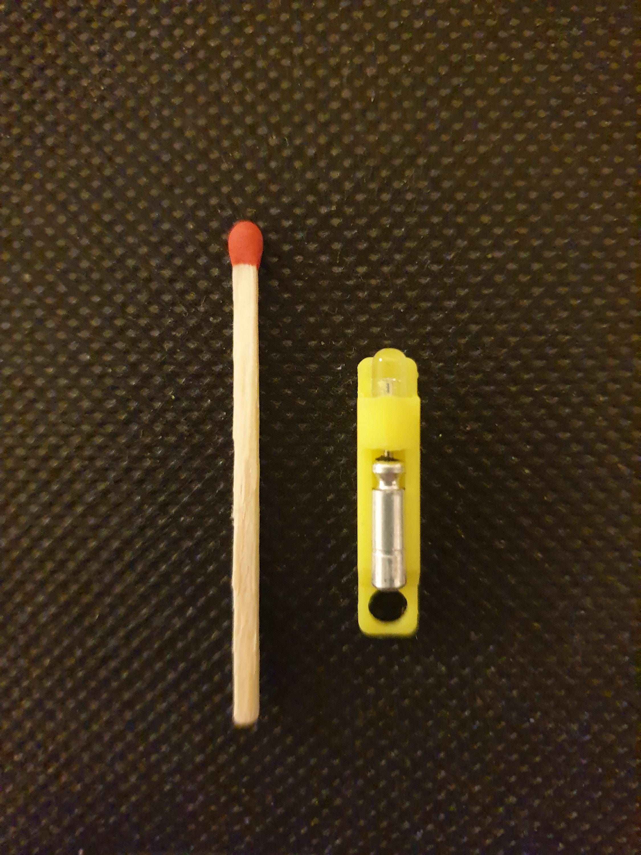 LIXY NANO World's smallest Micro Nano keychain flashlight