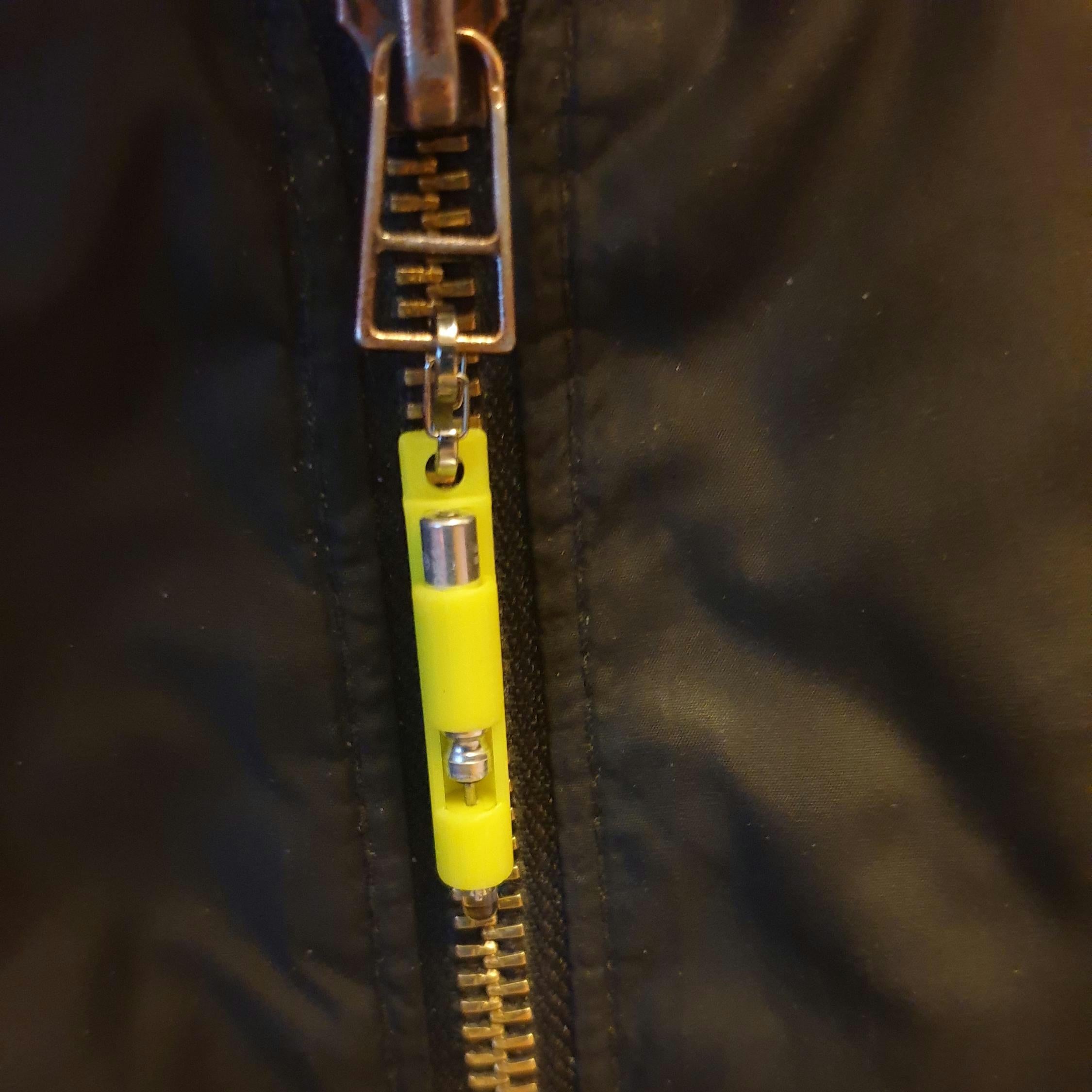 LIXY NANO World's smallest Micro Nano keychain flashlight