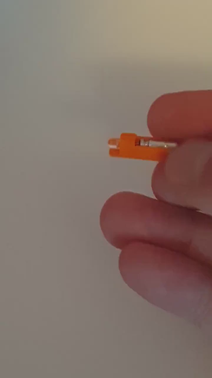 LIXY NANO World's smallest Micro Nano keychain flashlight