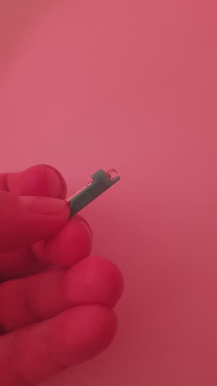 LIXY NANO World's smallest Micro Nano keychain flashlight