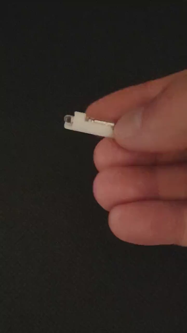 LIXY NANO World's smallest Micro Nano keychain flashlight